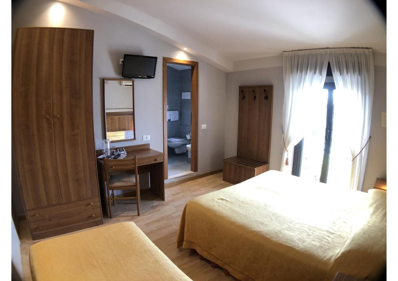 Hotel La Bussola Padenghe sul Garda